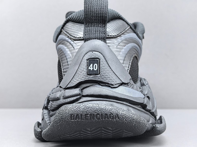 Balenciaga Triple S2 Sneaker 046