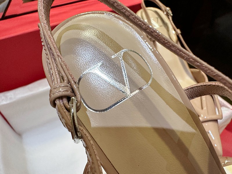 Valentino Shoe 005