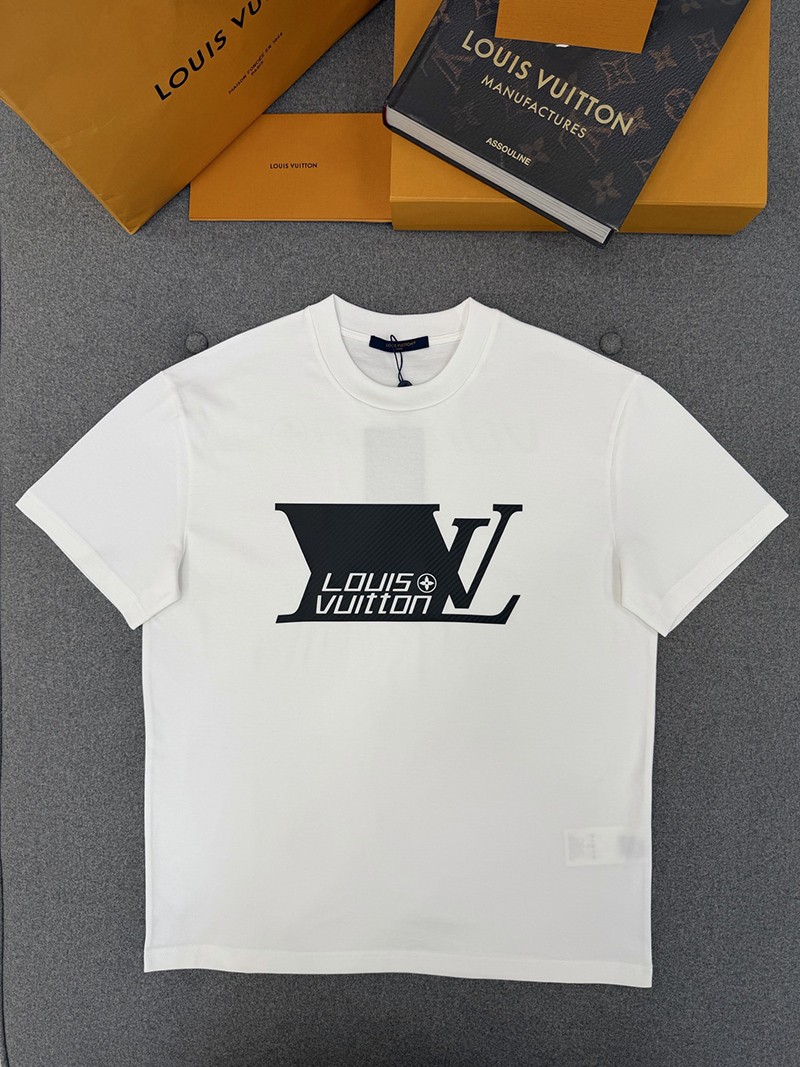 LV T-shirt 061