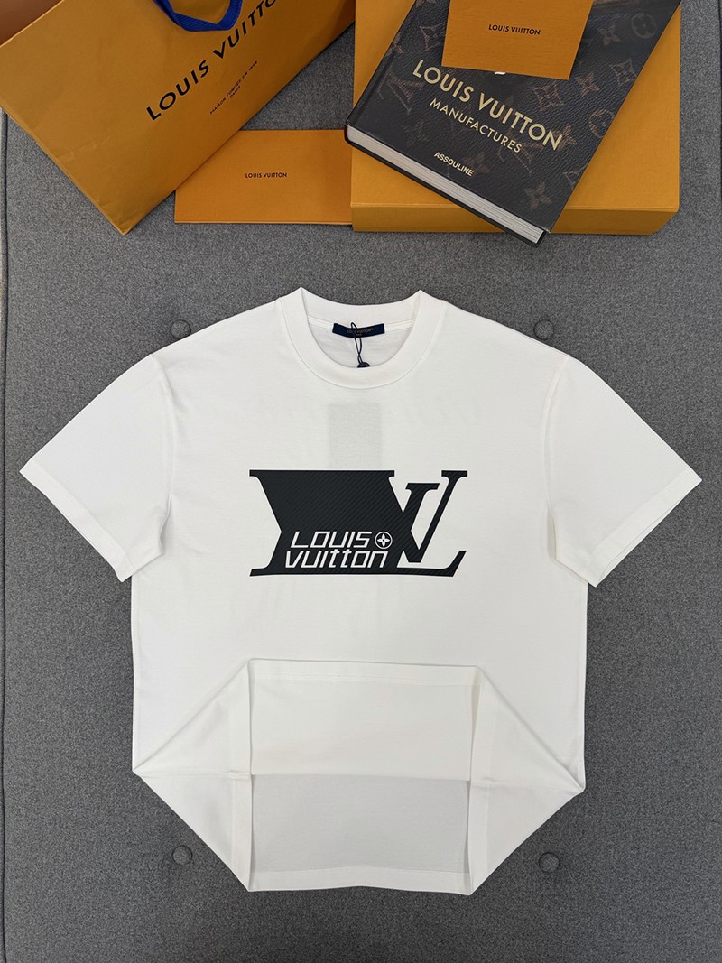 LV T-shirt 061