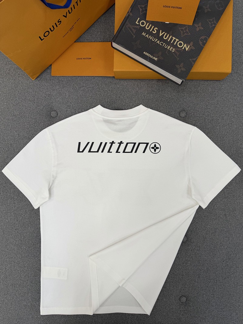 LV T-shirt 061