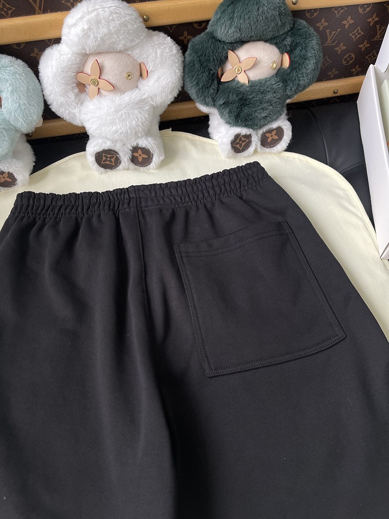 Burberry Shorts 013