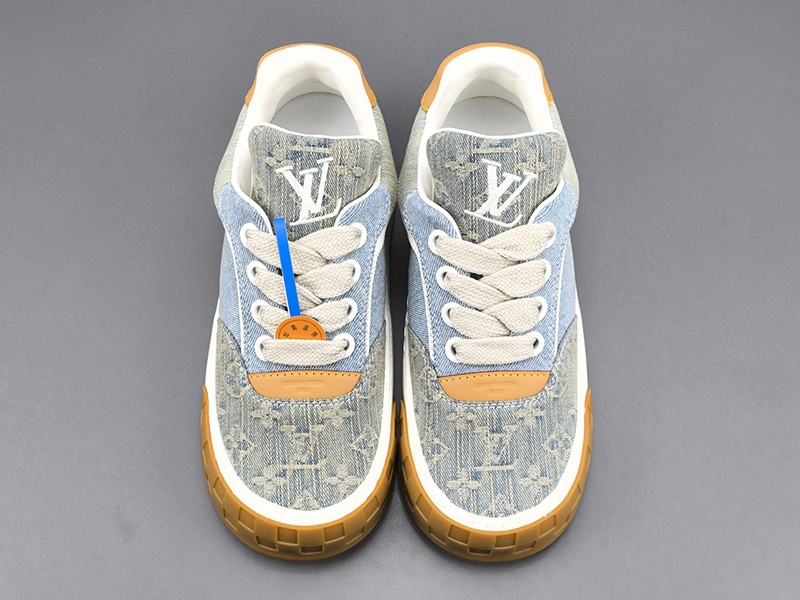LV Trainer Sneaker 091