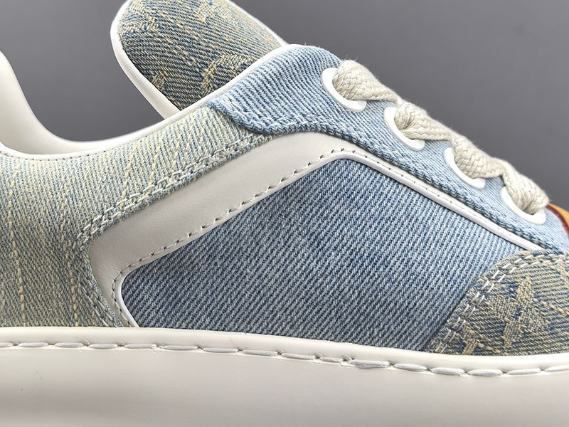 LV Trainer Sneaker 091