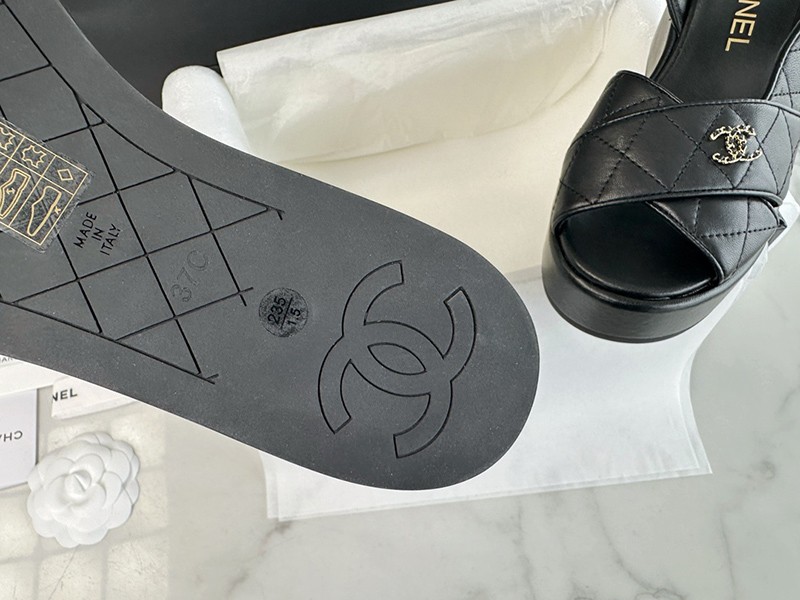 Chanel Wmns Shoe 026