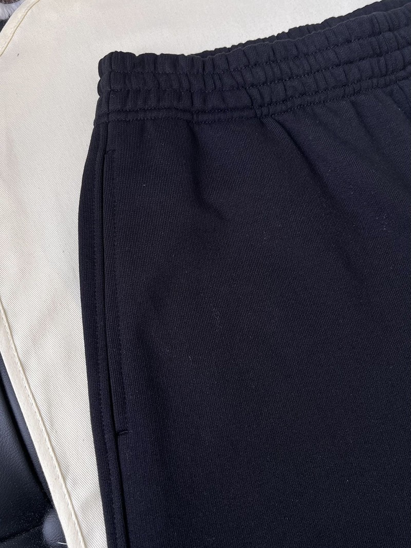 Burberry Shorts 014