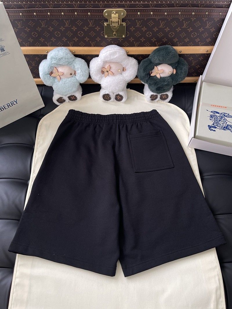 Burberry Shorts 014