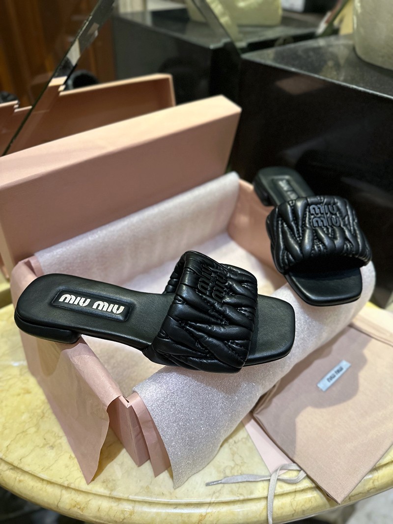 MiuMiu Wmns Shoe 008