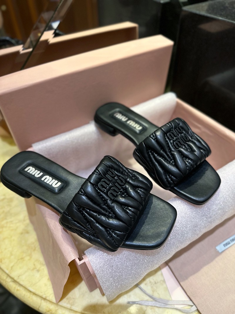 MiuMiu Wmns Shoe 008