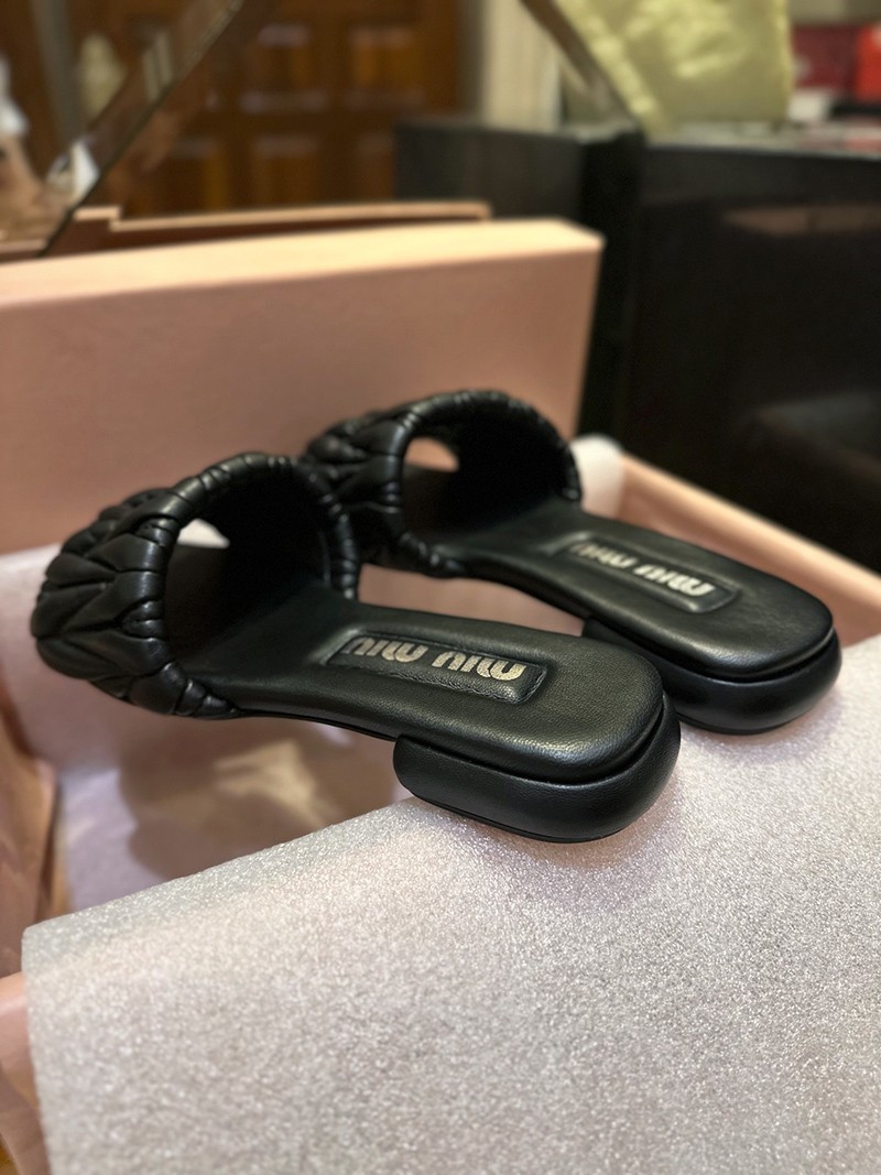MiuMiu Wmns Shoe 008