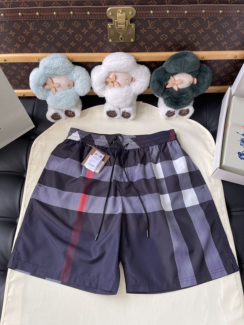 Burberry Shorts 016