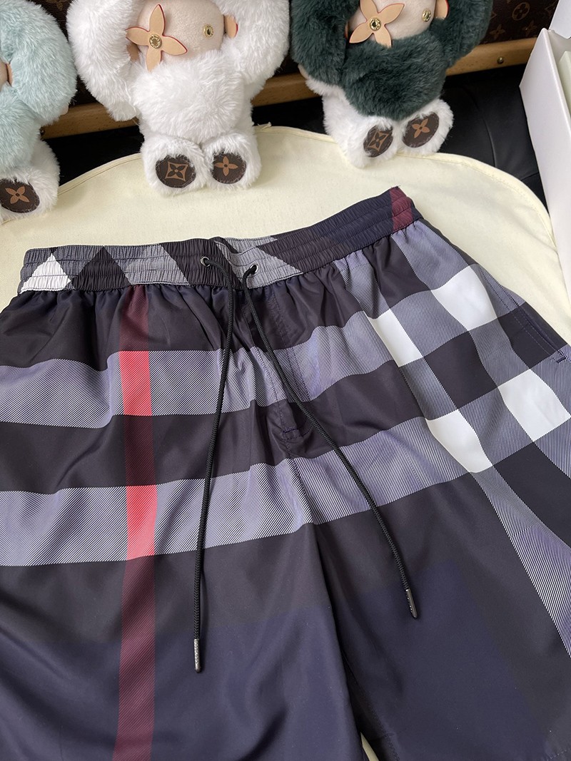 Burberry Shorts 016