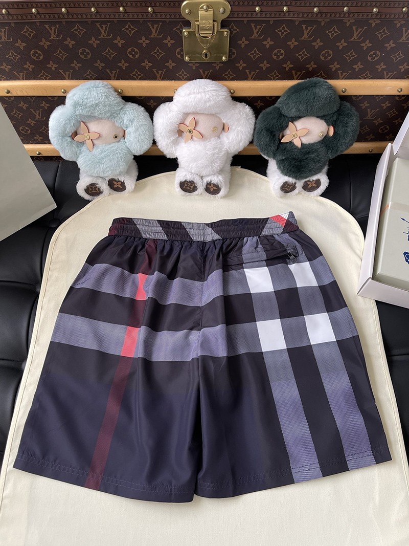 Burberry Shorts 016