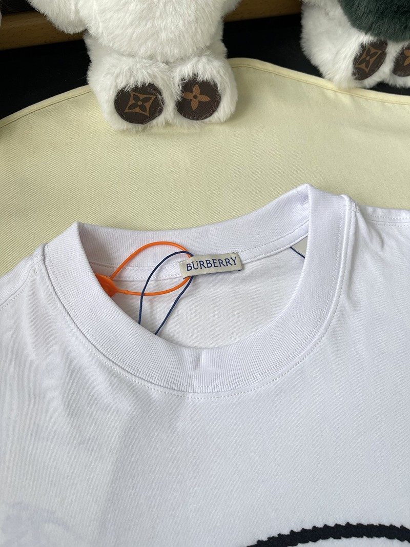 Burberry T-Shirt 017