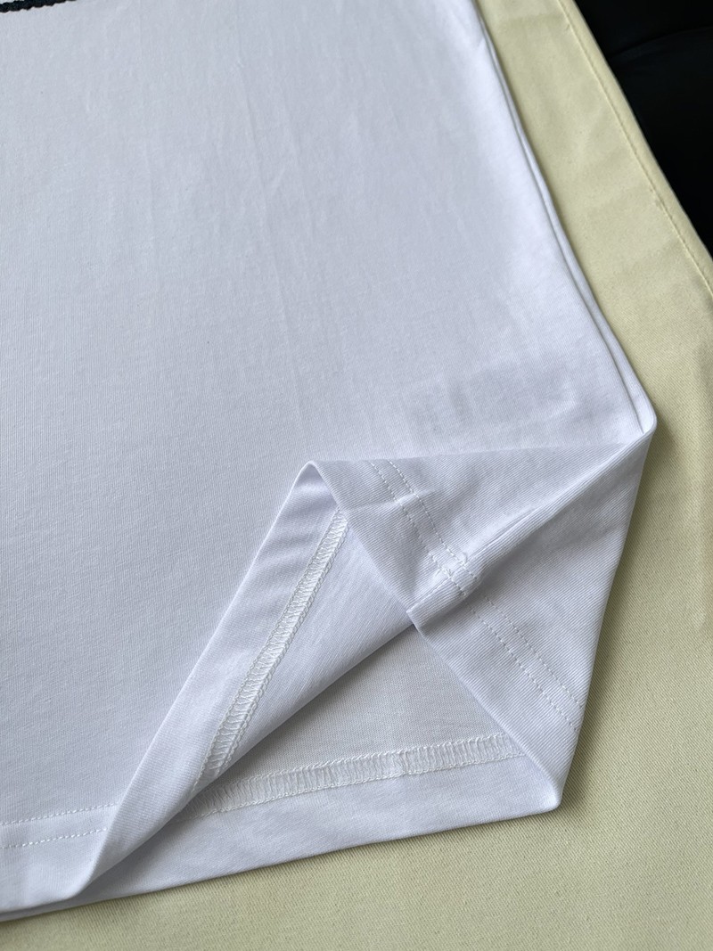 Burberry T-Shirt 017