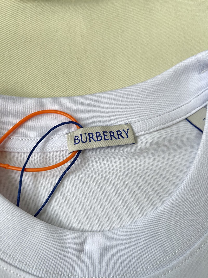 Burberry T-Shirt 017