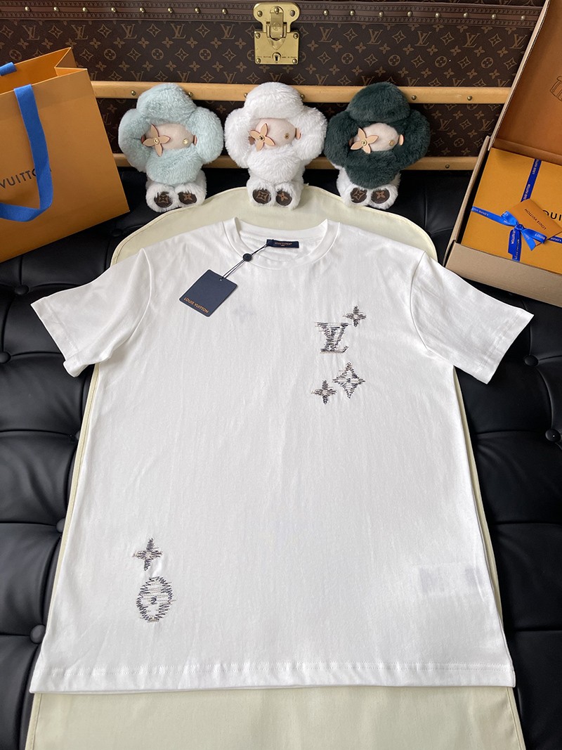 LV T-shirt 062