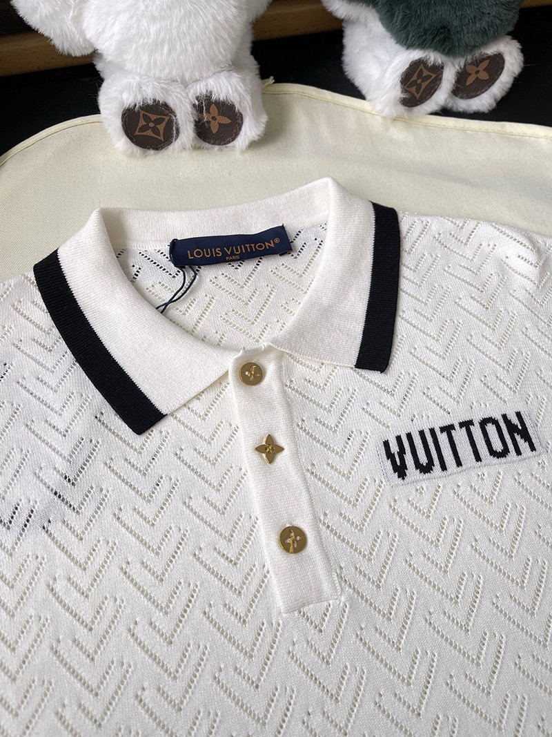 LV T-shirt 064