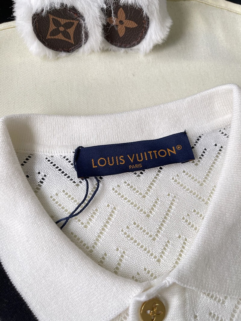 LV T-shirt 064