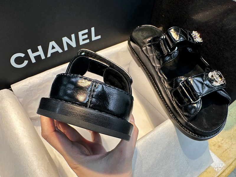 Chanel Sandal Wmns 027