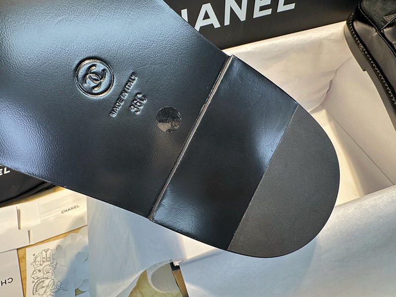 Chanel Sandal Wmns 027
