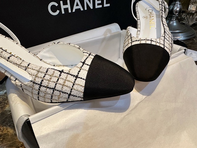 Chanel 24C Slingback High Heel 029