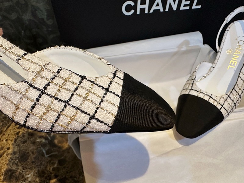 Chanel 24C Slingback High Heel 029