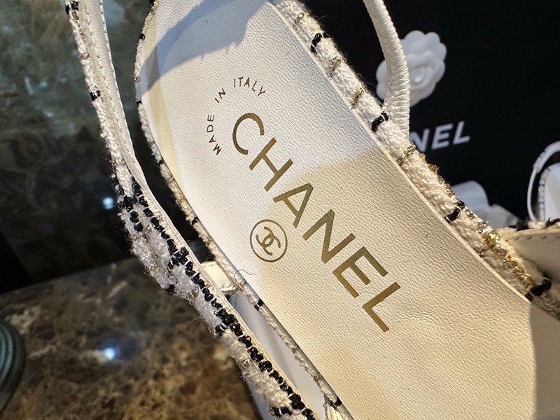 Chanel 24C Slingback High Heel 029