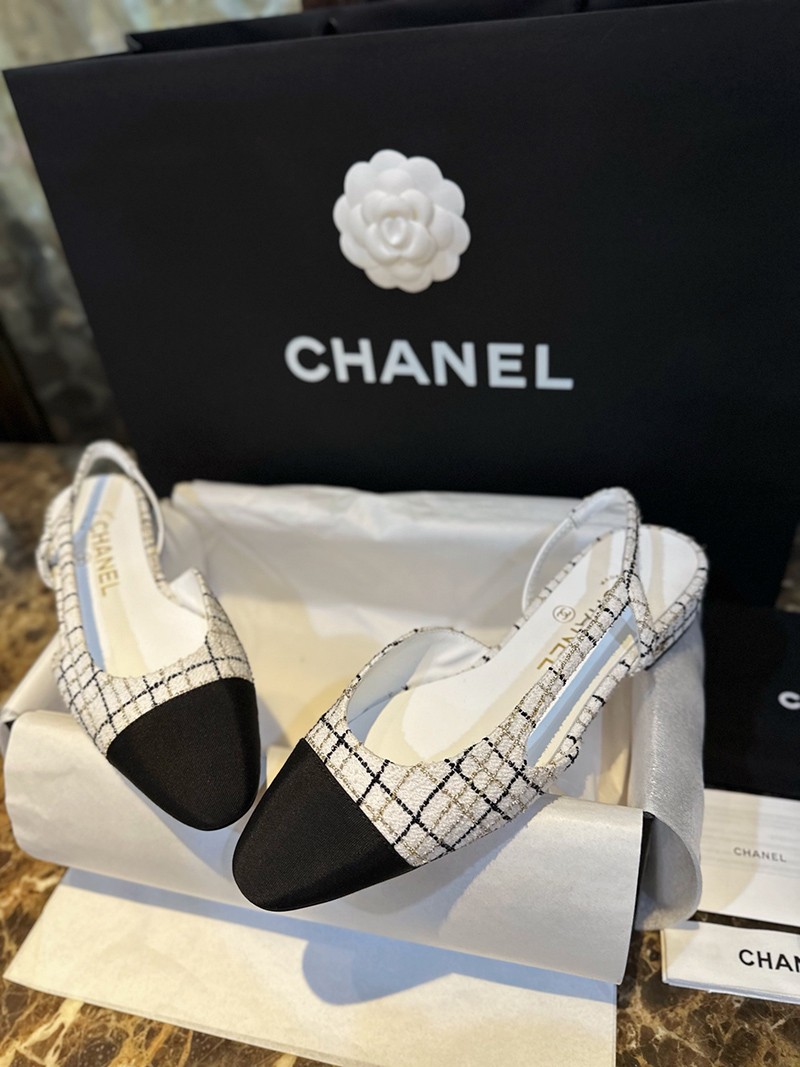 Chanel 24C Slingback Flat 030