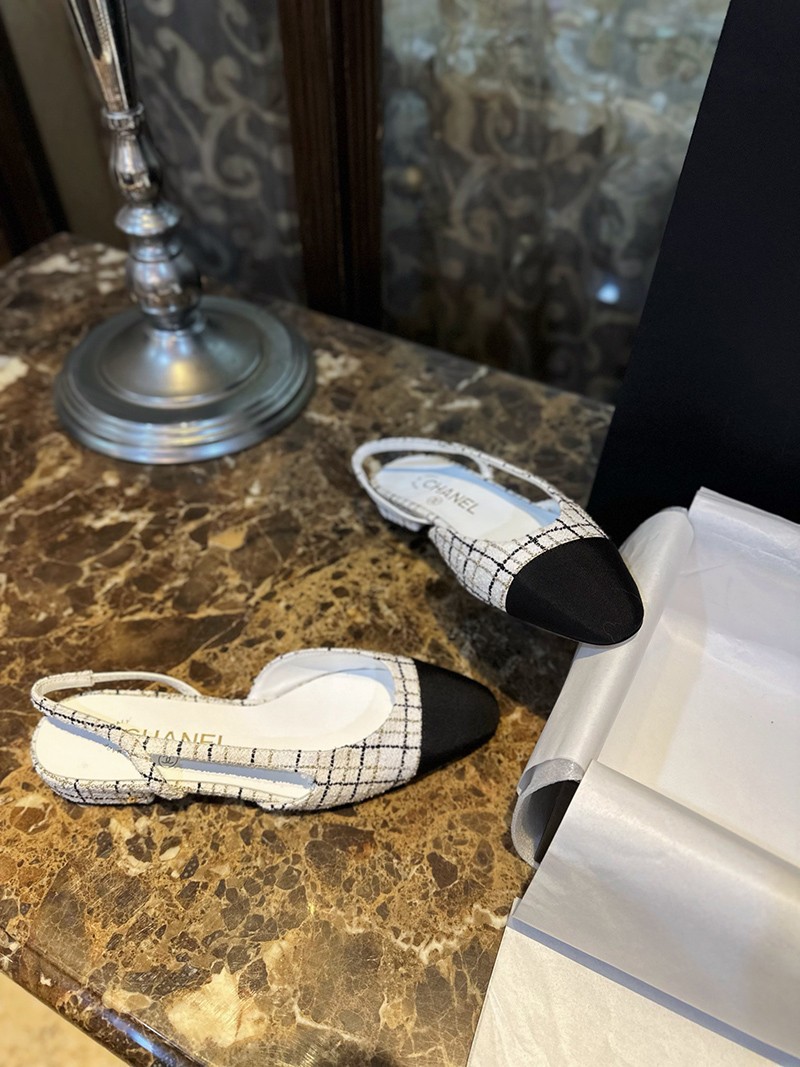Chanel 24C Slingback Flat 030