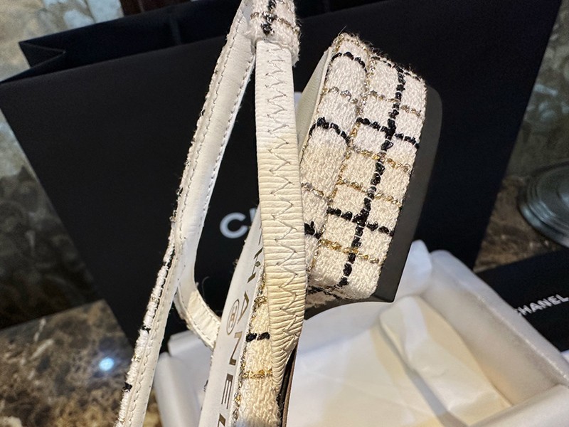 Chanel 24C Slingback Flat 030