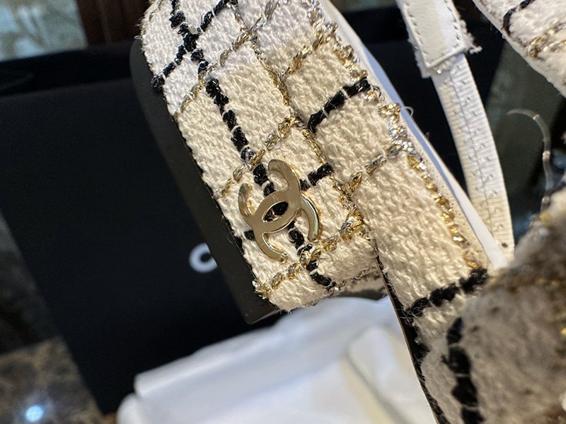 Chanel 24C Slingback Flat 030