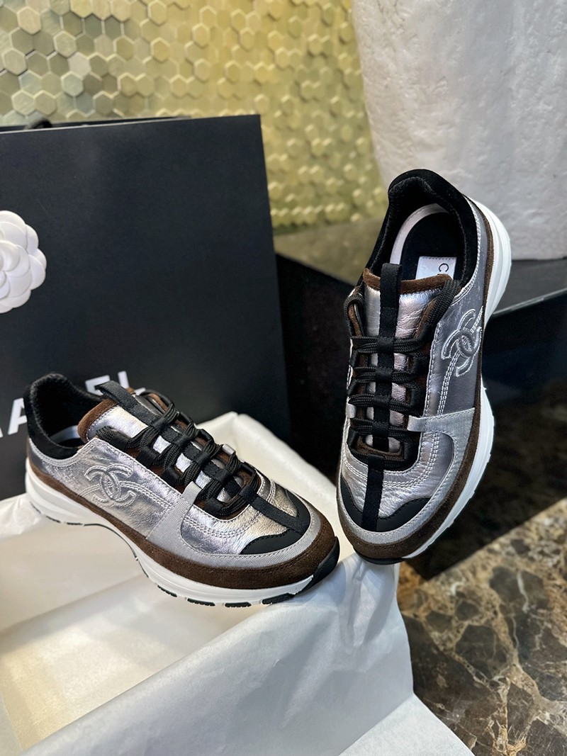 Chanel 25A Wmns Shoe 031