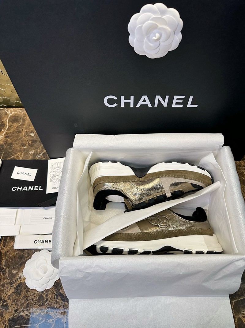 Chanel 25A Wmns Shoe 032