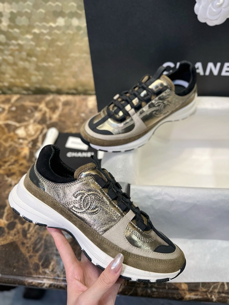 Chanel 25A Wmns Shoe 032