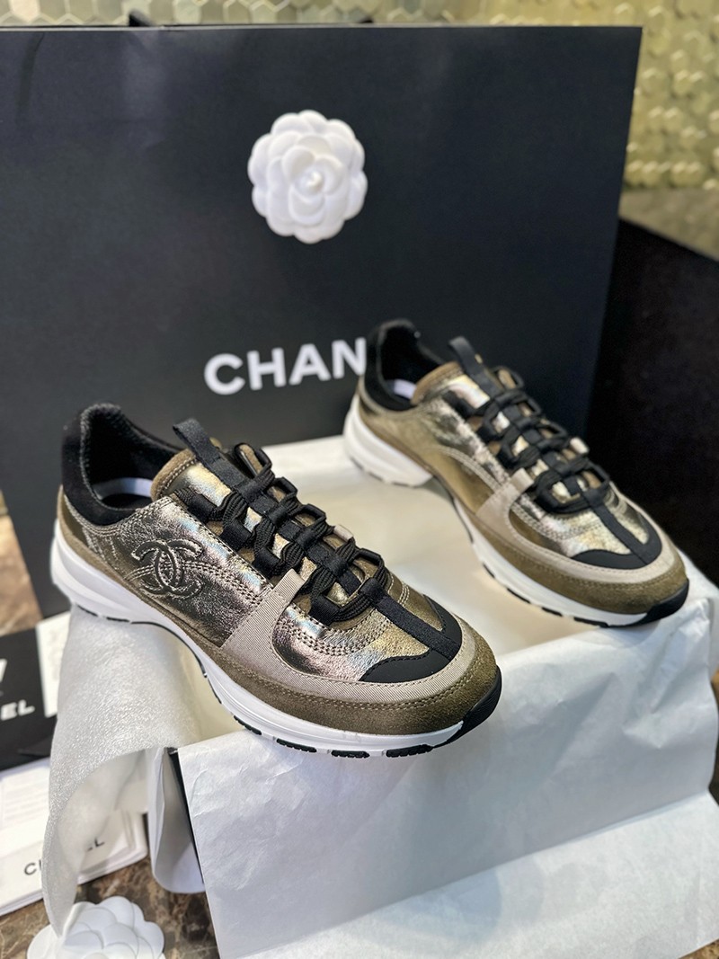 Chanel 25A Wmns Shoe 032
