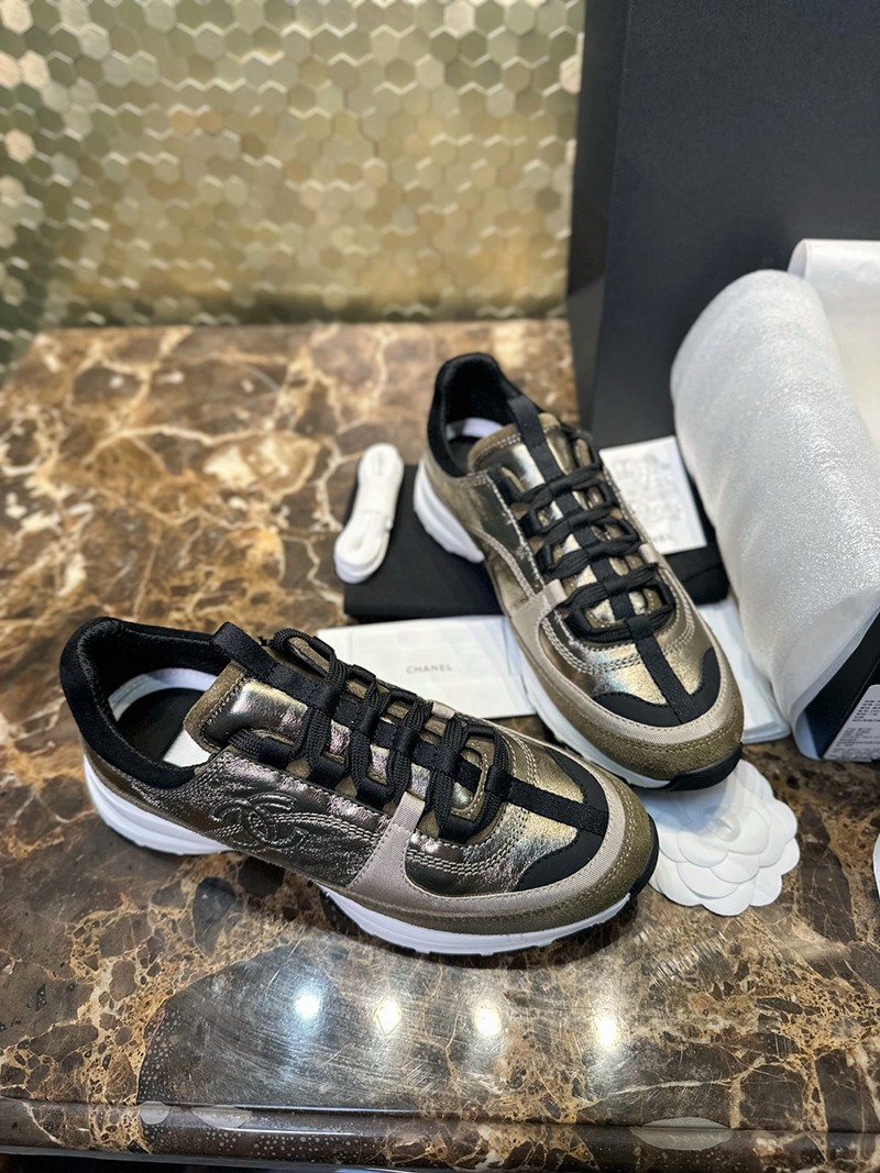 Chanel 25A Wmns Shoe 032