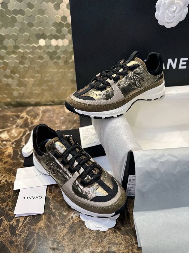 Chanel 25A Wmns Shoe 032