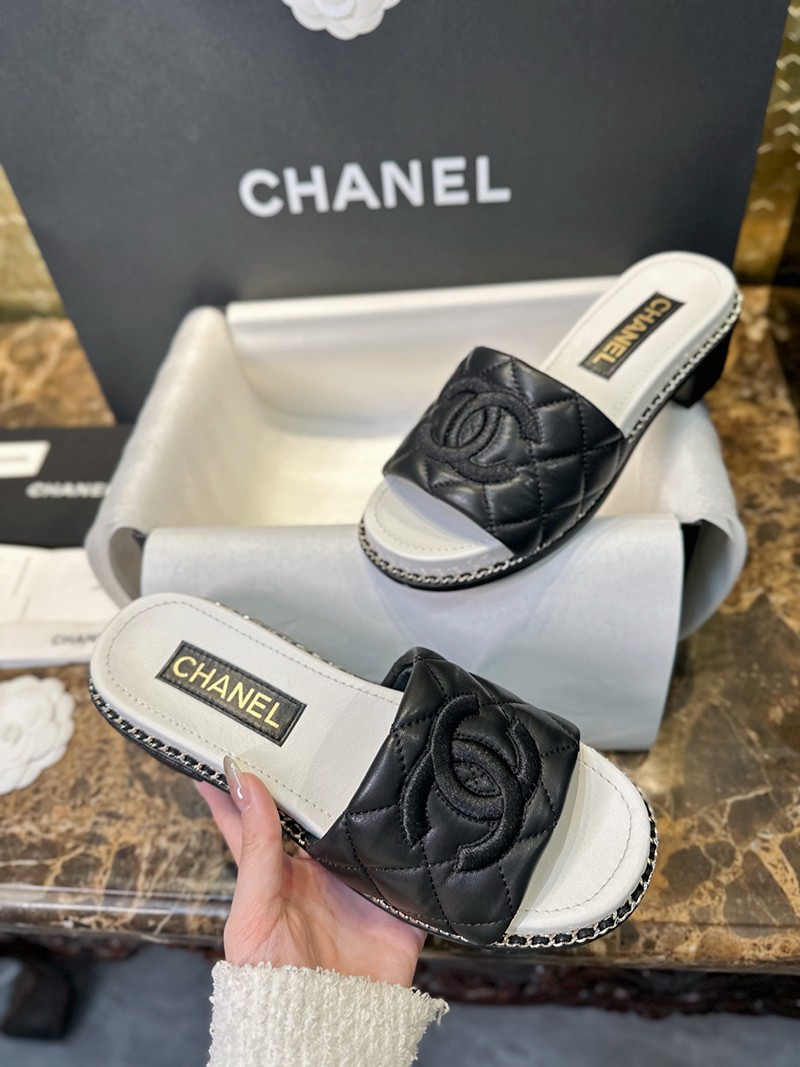 Chanel 25P Sandal 034