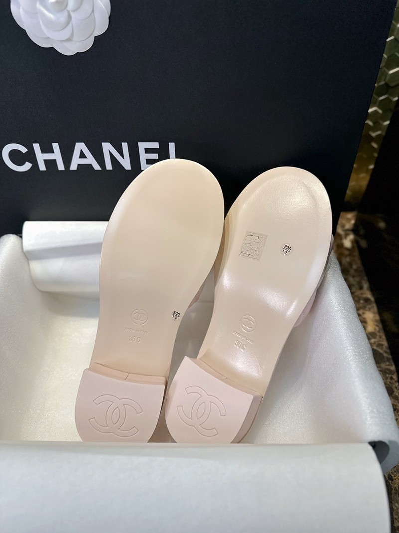 Chanel 25P Sandal 033