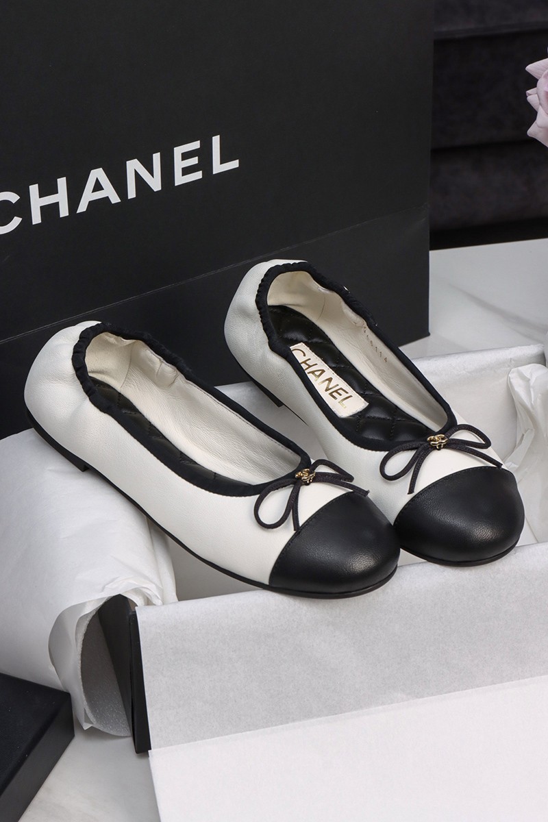 Chanel 25C Wmns Shoe 037