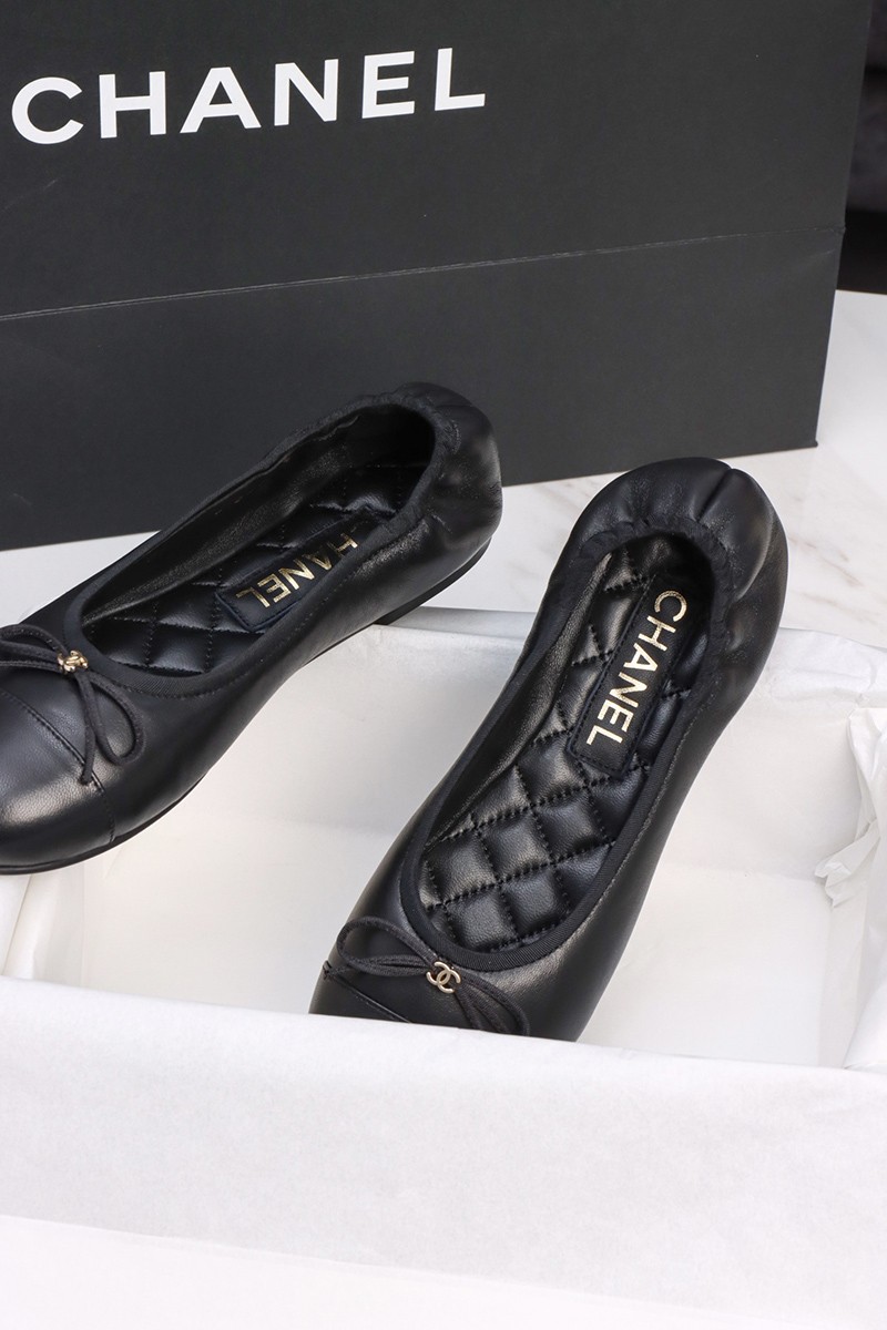 Chanel 25C Wmns Shoe 036