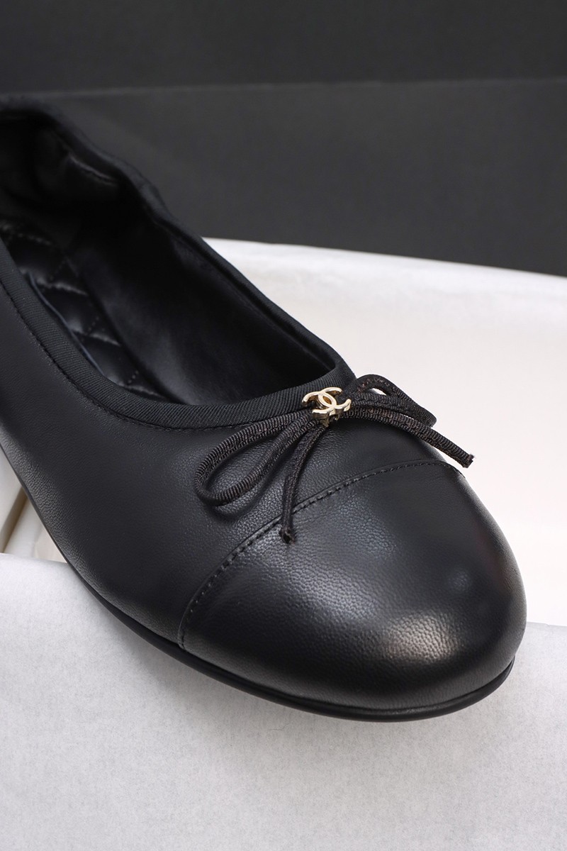 Chanel 25C Wmns Shoe 036