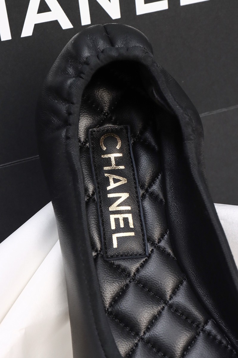 Chanel 25C Wmns Shoe 036