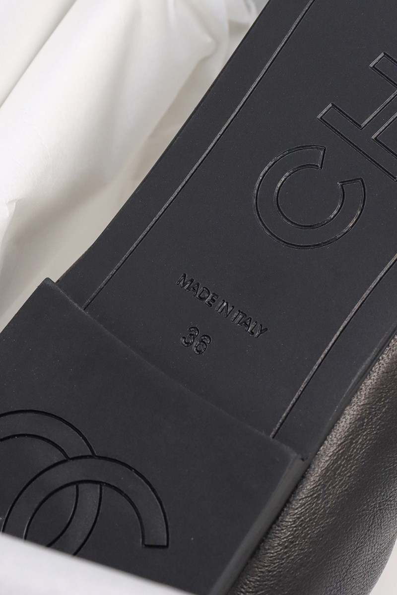 Chanel 25C Wmns Shoe 036