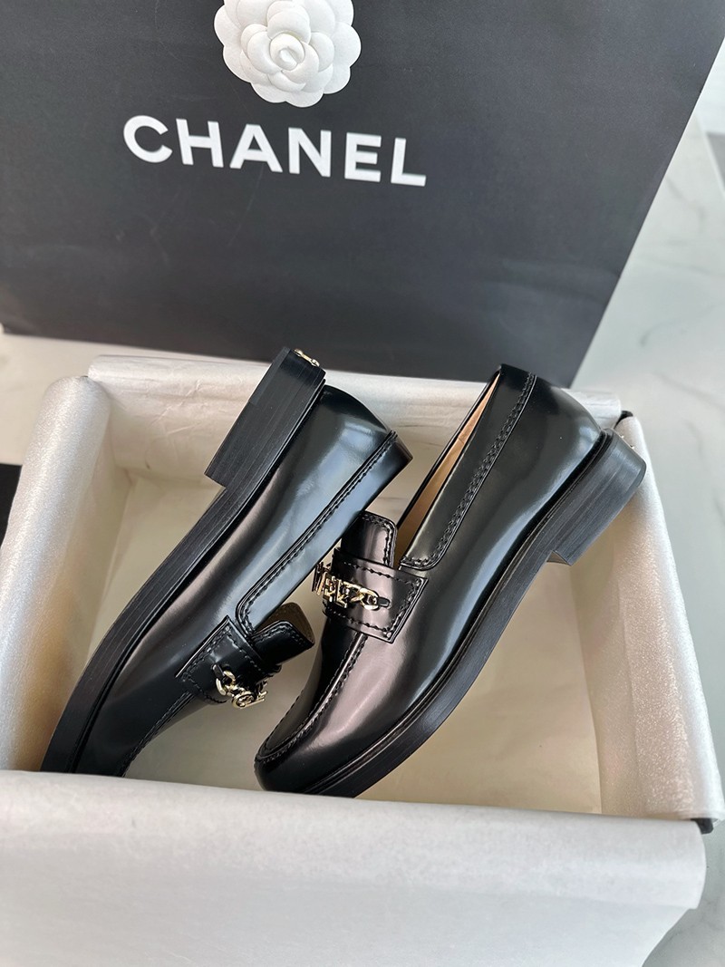 Chanel 25C Wmns Shoe 038