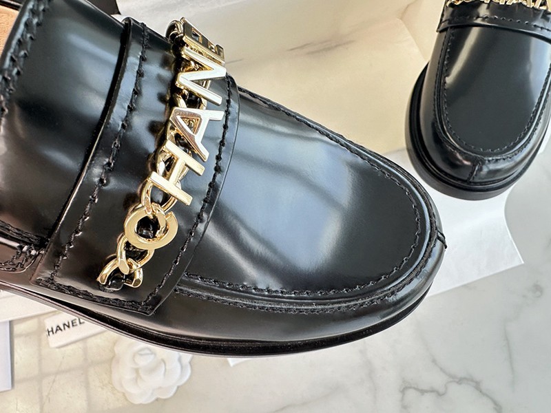 Chanel 25C Wmns Shoe 038