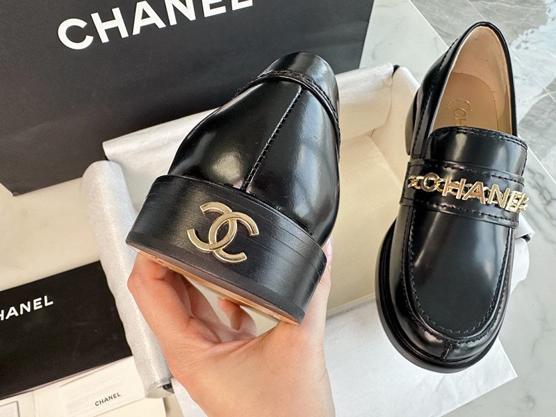 Chanel 25C Wmns Shoe 038