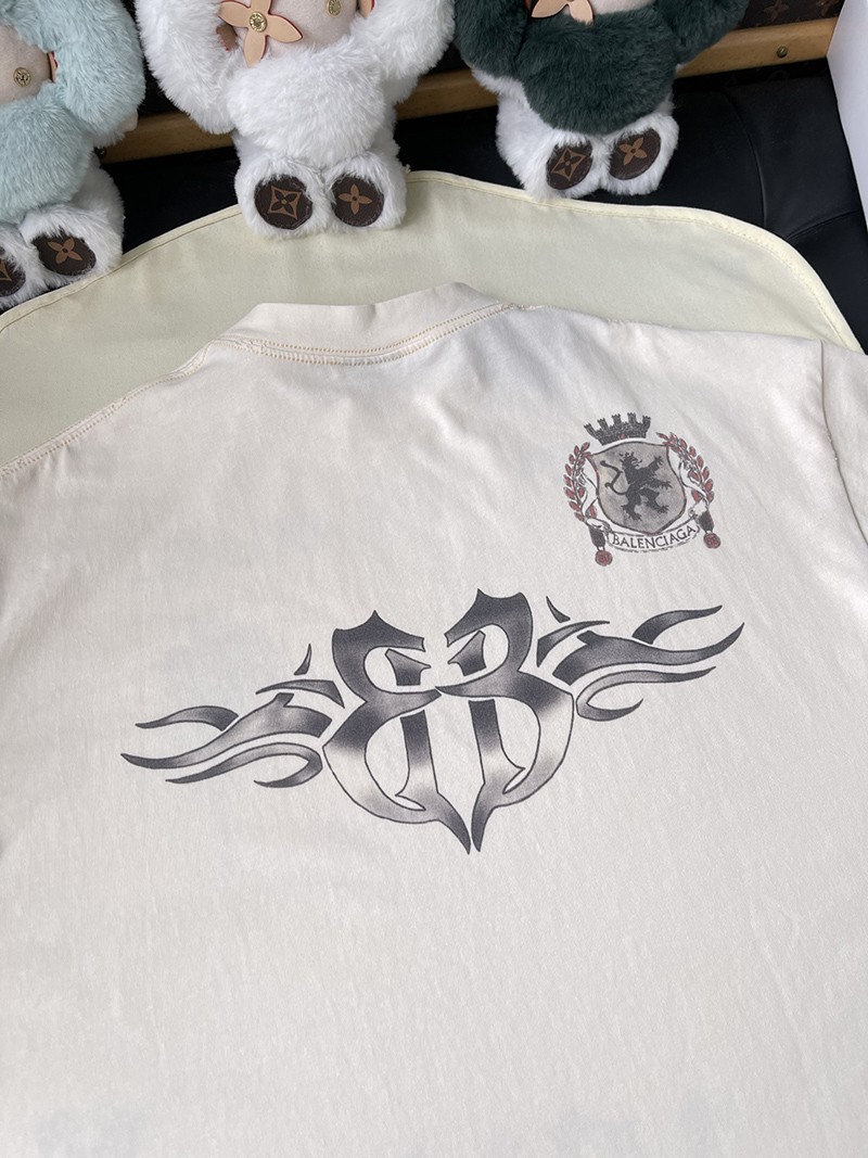 Balenciaga T-shirt 008