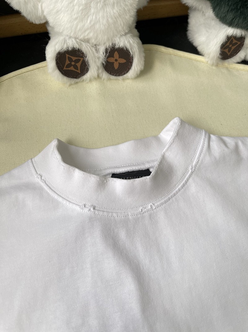 Balenciaga T-shirt 009